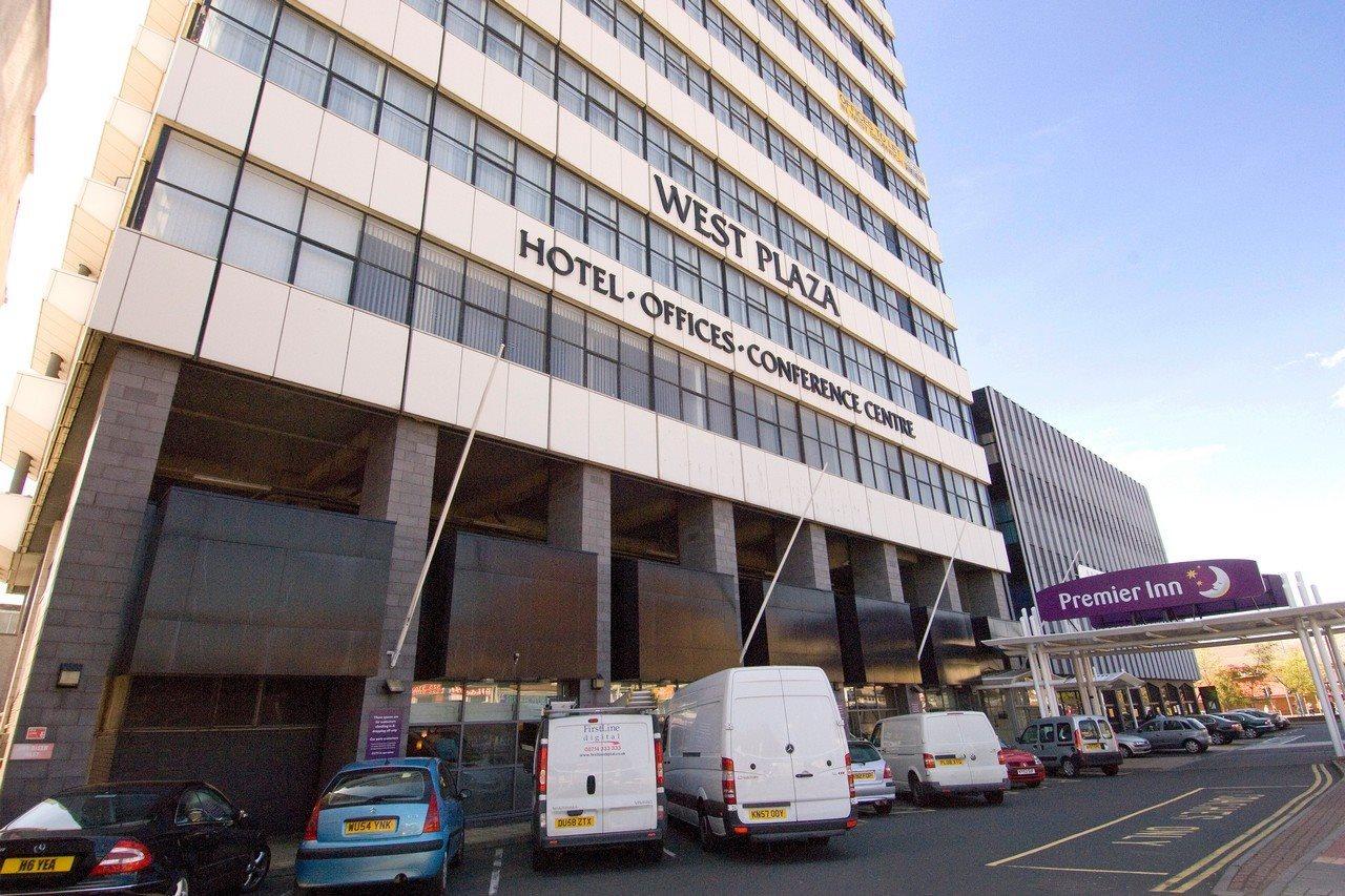 Premier Inn West Bromwich Central Bagian luar foto
