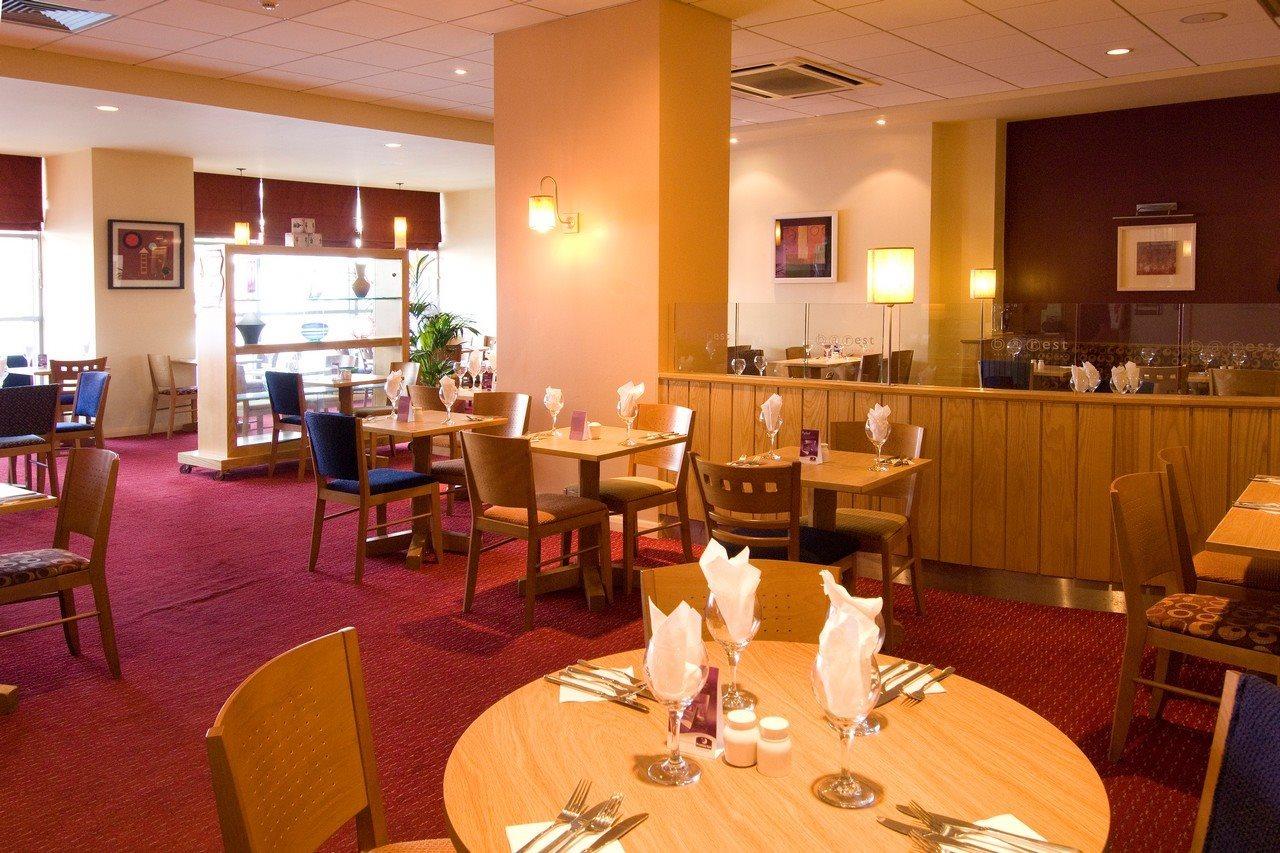 Premier Inn West Bromwich Central Bagian luar foto