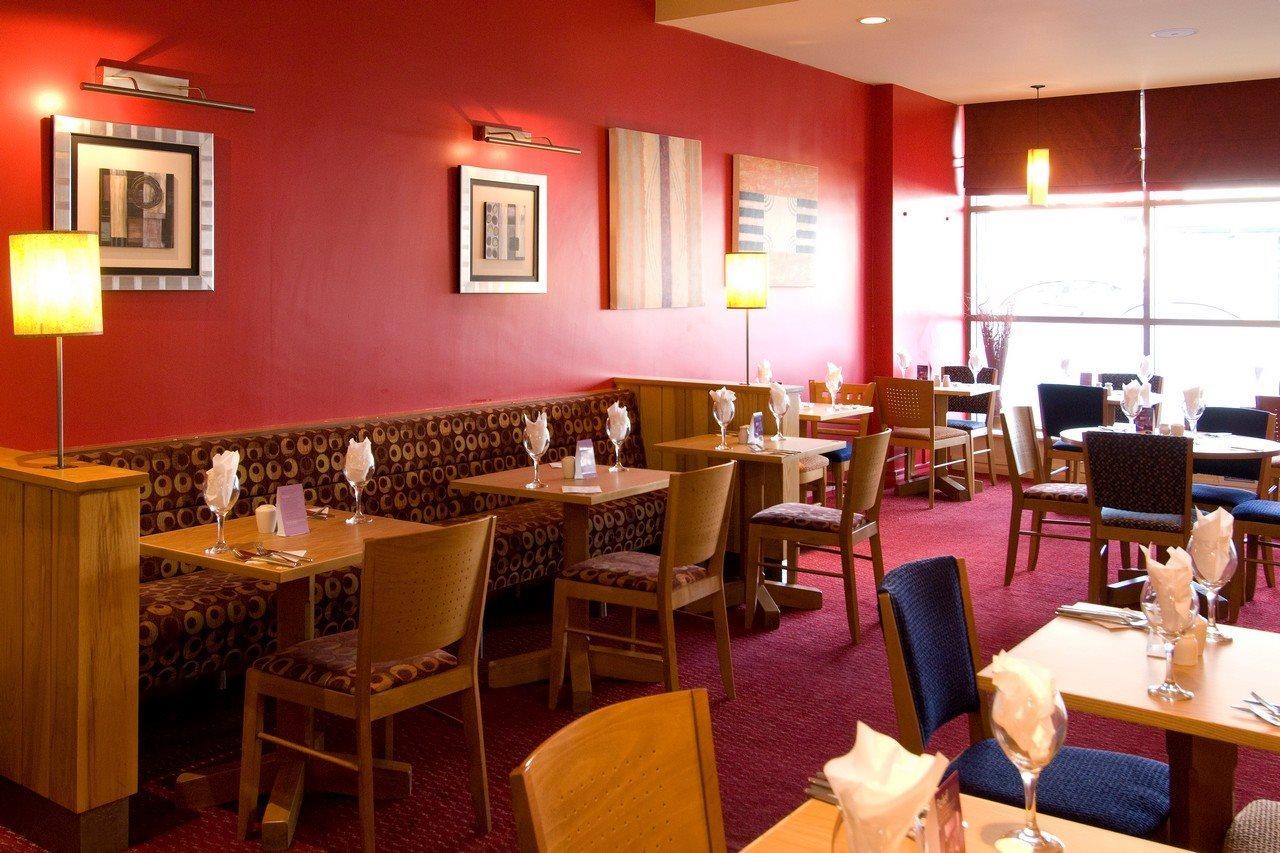 Premier Inn West Bromwich Central Bagian luar foto