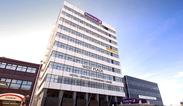 Premier Inn West Bromwich Central Bagian luar foto